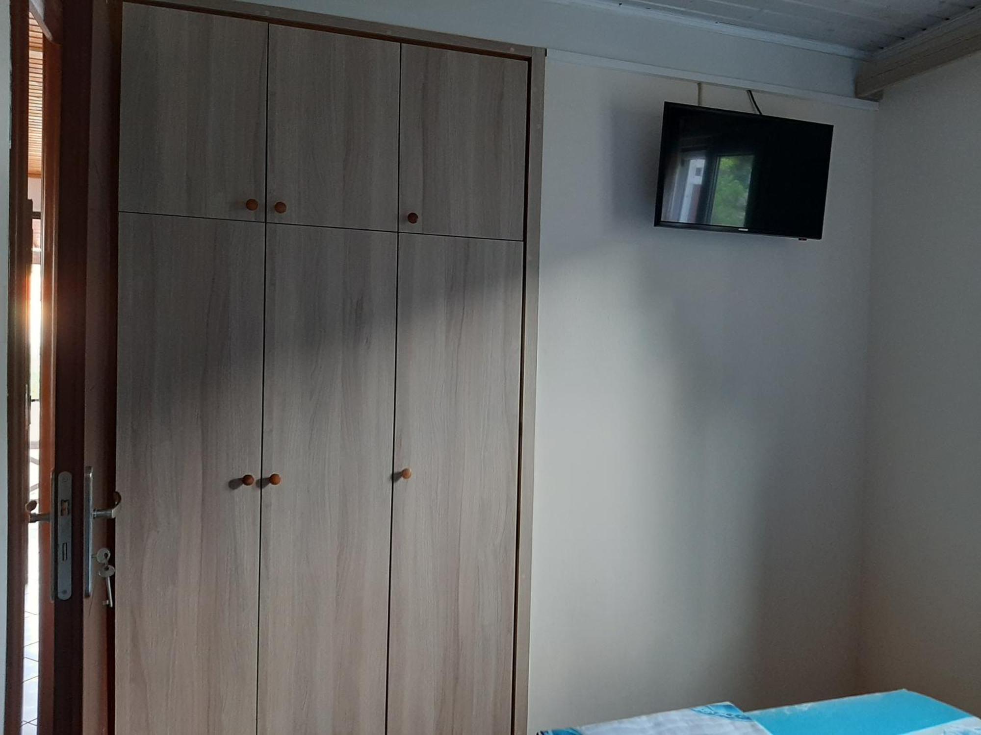 Christina Apartment Ágios Konstantínos Kültér fotó